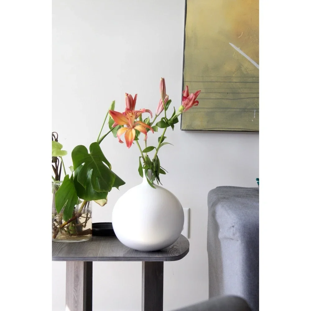 Large Textured‎ Round Ceramic Vase White 10.5